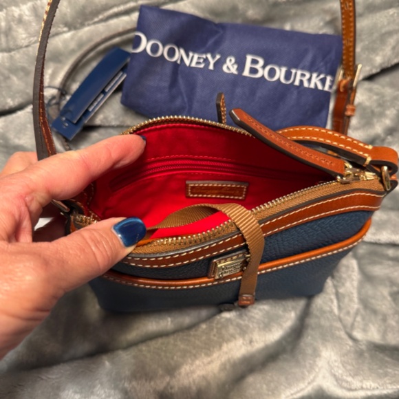 Dooney & Bourke Pebbled Leather Domed Crossbody Purse - Picture 4 of 5